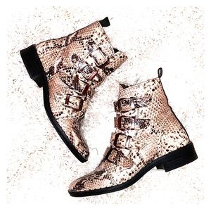 Steve Madden Snakeskin booties